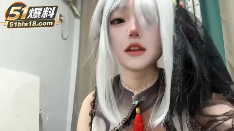 3 3