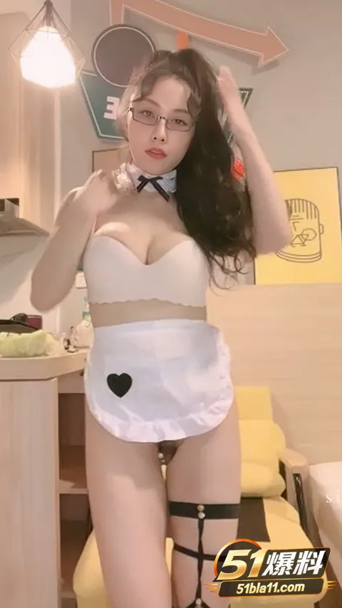 4 4