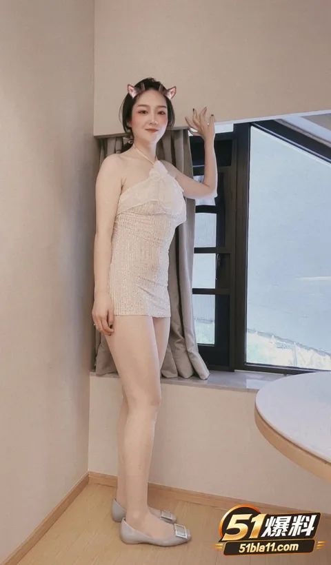 四川丰满人妻酒店性爱私拍泄密 穿着婚纱一言不合就开干之后再次被爆操后入实录无套内射浪叫销魂 四川丰满人妻酒店性爱私拍泄密 穿着婚纱一言不合就开干之后再次被爆操后入实录无套内射浪叫销魂