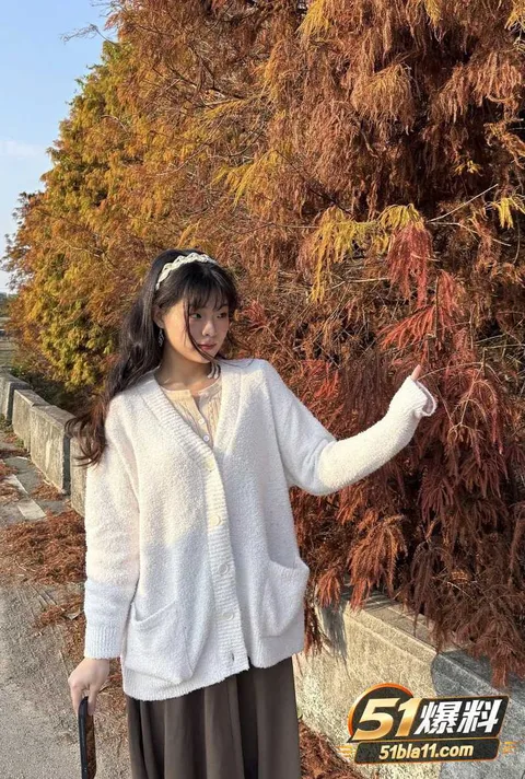 高雄医学大学 李南侬 早期自拍做爱视频泄密主动深喉狂舔肉棒多姿势打桩尽显淫荡 高雄医学大学 李南侬 早期自拍做爱视频泄密主动深喉狂舔肉棒多姿势打桩尽显淫荡