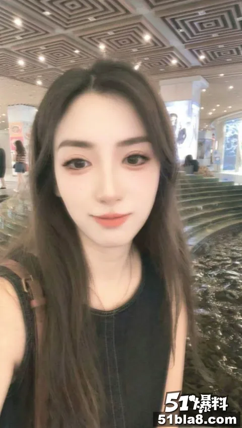 身材超棒的良家少妇 瞒着老公和同事去酒店开房 衣服扒光后被按在床上猛插骚穴 抱臀狂操高潮浪叫不断! 身材超棒的良家少妇 瞒着老公和同事去酒店开房 衣服扒光后被按在床上猛插骚穴 抱臀狂操高潮浪叫不断!